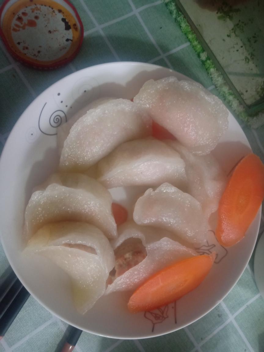 颜值超级高的虾饺，一口一个沾辣酱吃味道绝了
