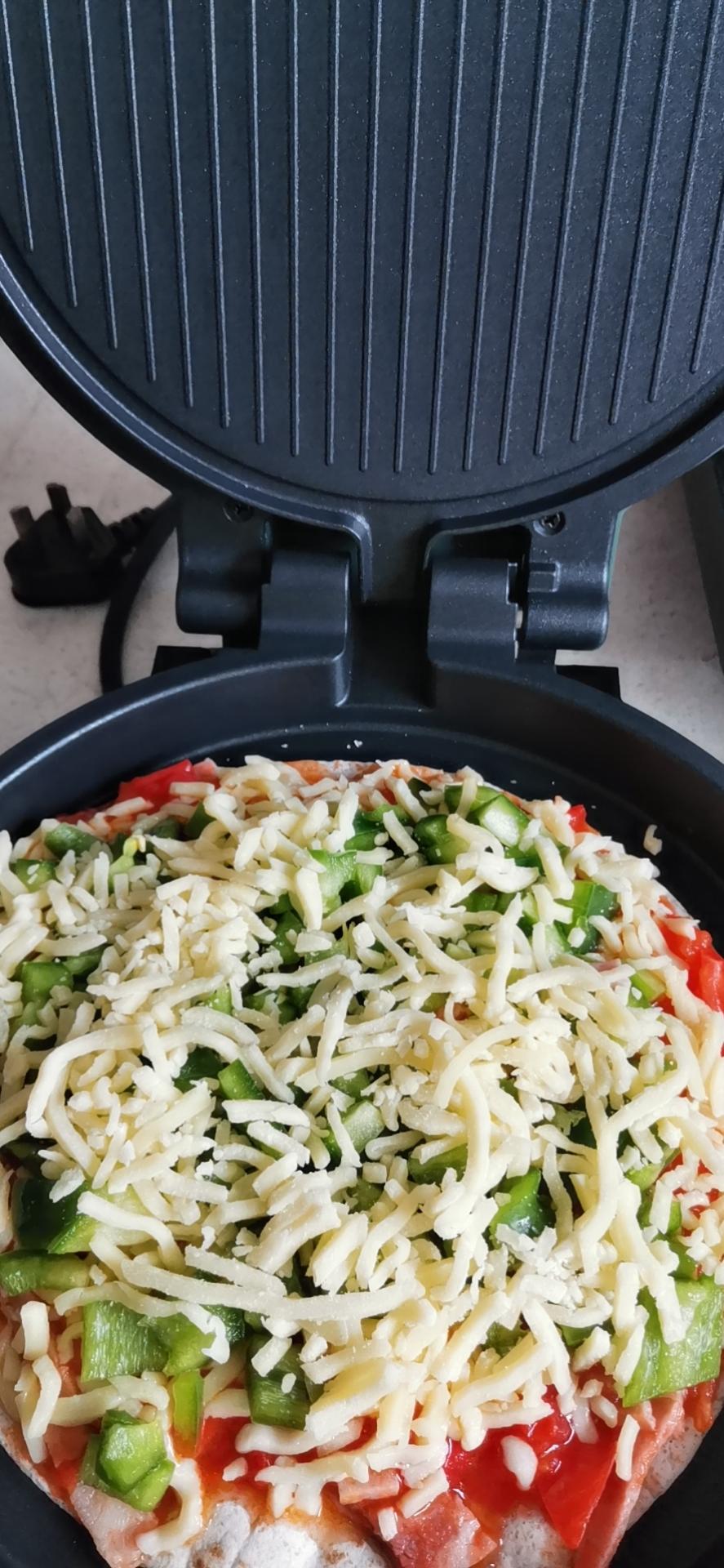 爆浆芝士牛肉饼，只要我吃得够快热量他追不上我