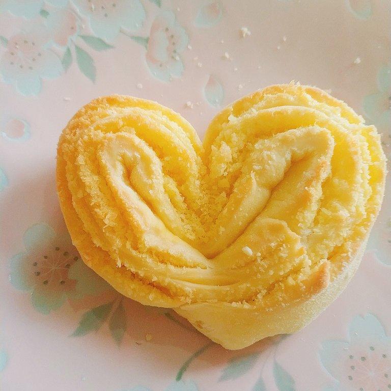 心形椰蓉面包