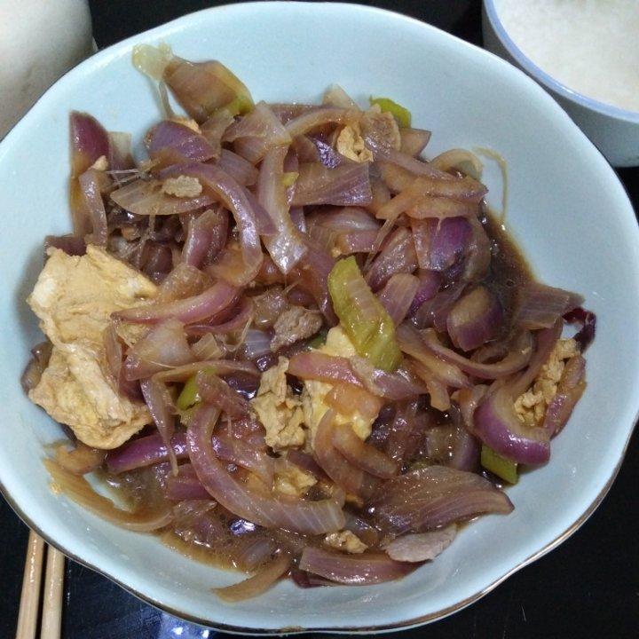 洋葱炒鸡蛋