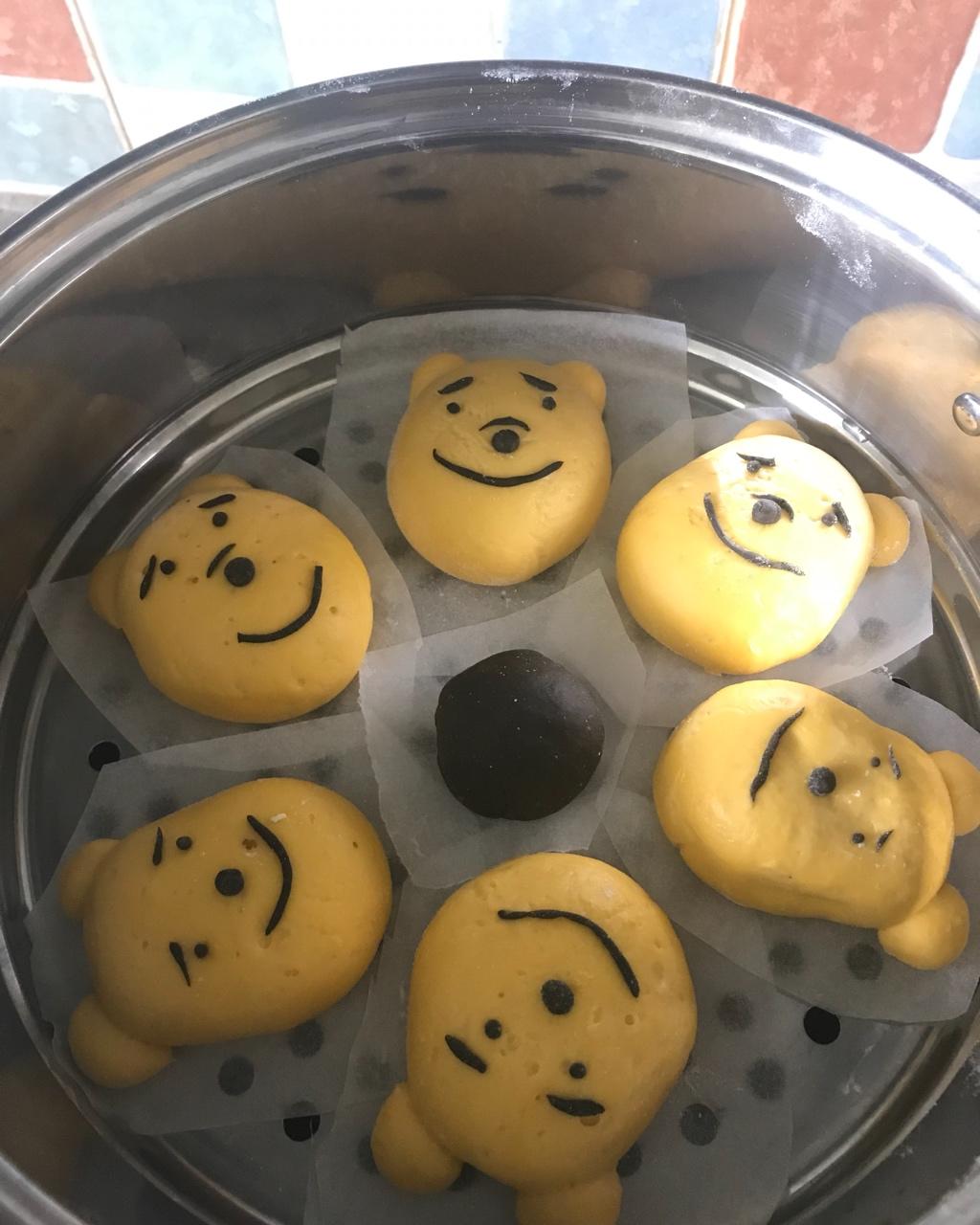 维尼小熊卡通馒头（南瓜馒头）