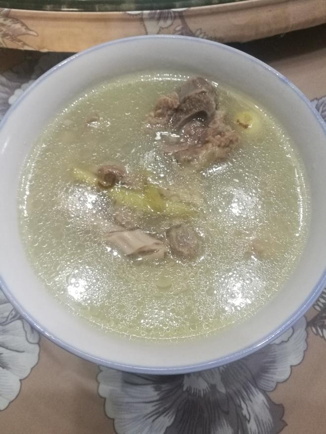 猪肚莲子汤的做法