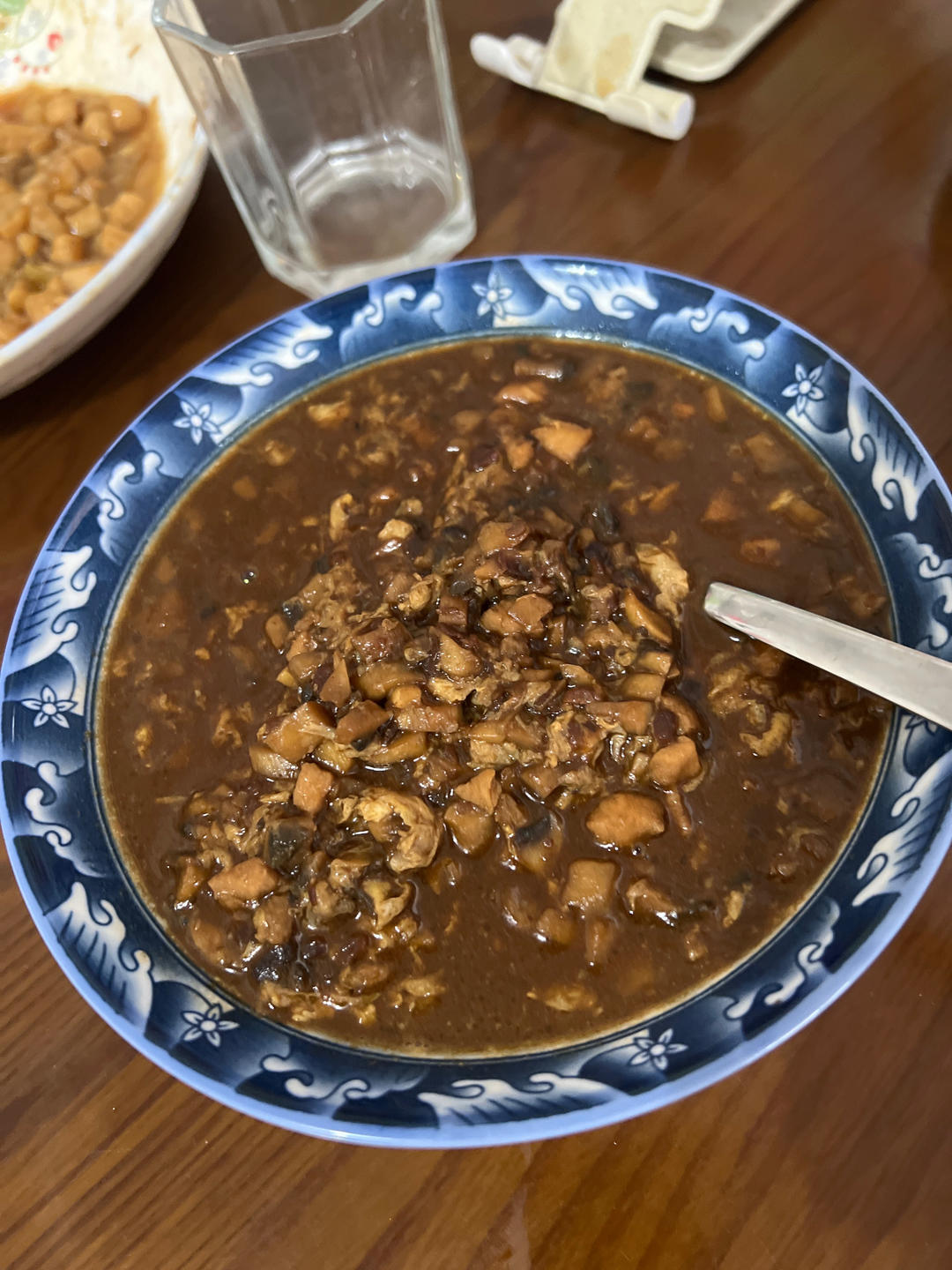 简单好吃的香菇炸酱面