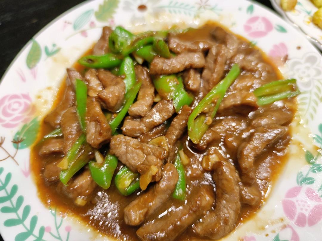 杭椒牛柳黑椒牛柳 终于找到炒出嫩牛肉的办法了 肉片肉丝都适用