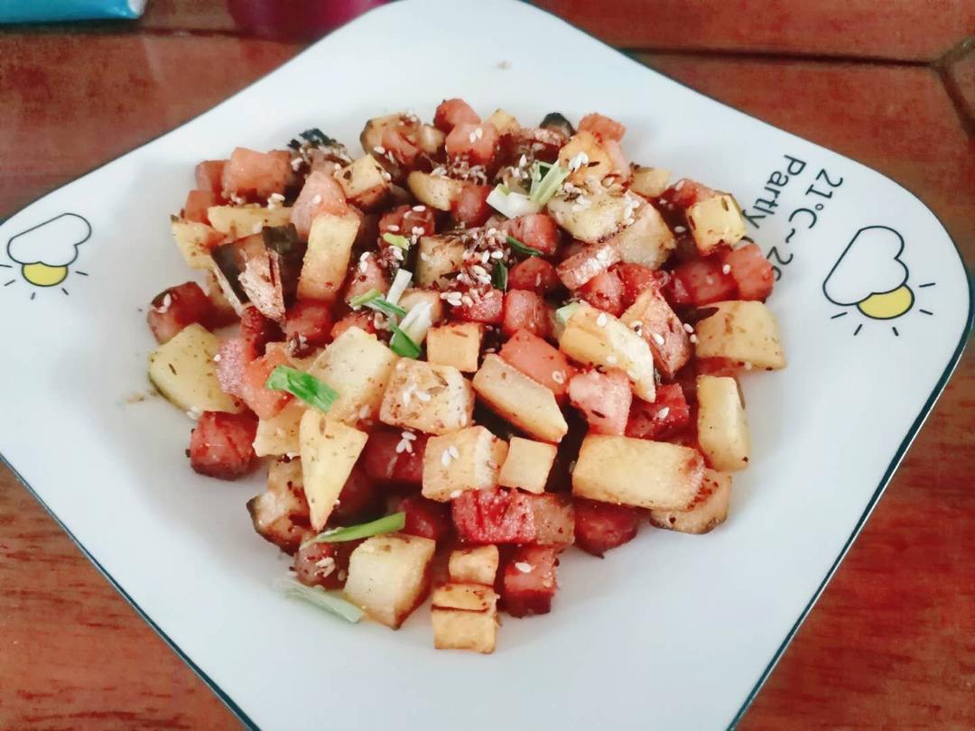 孜然土豆火腿肠 香辣过瘾还便宜！
