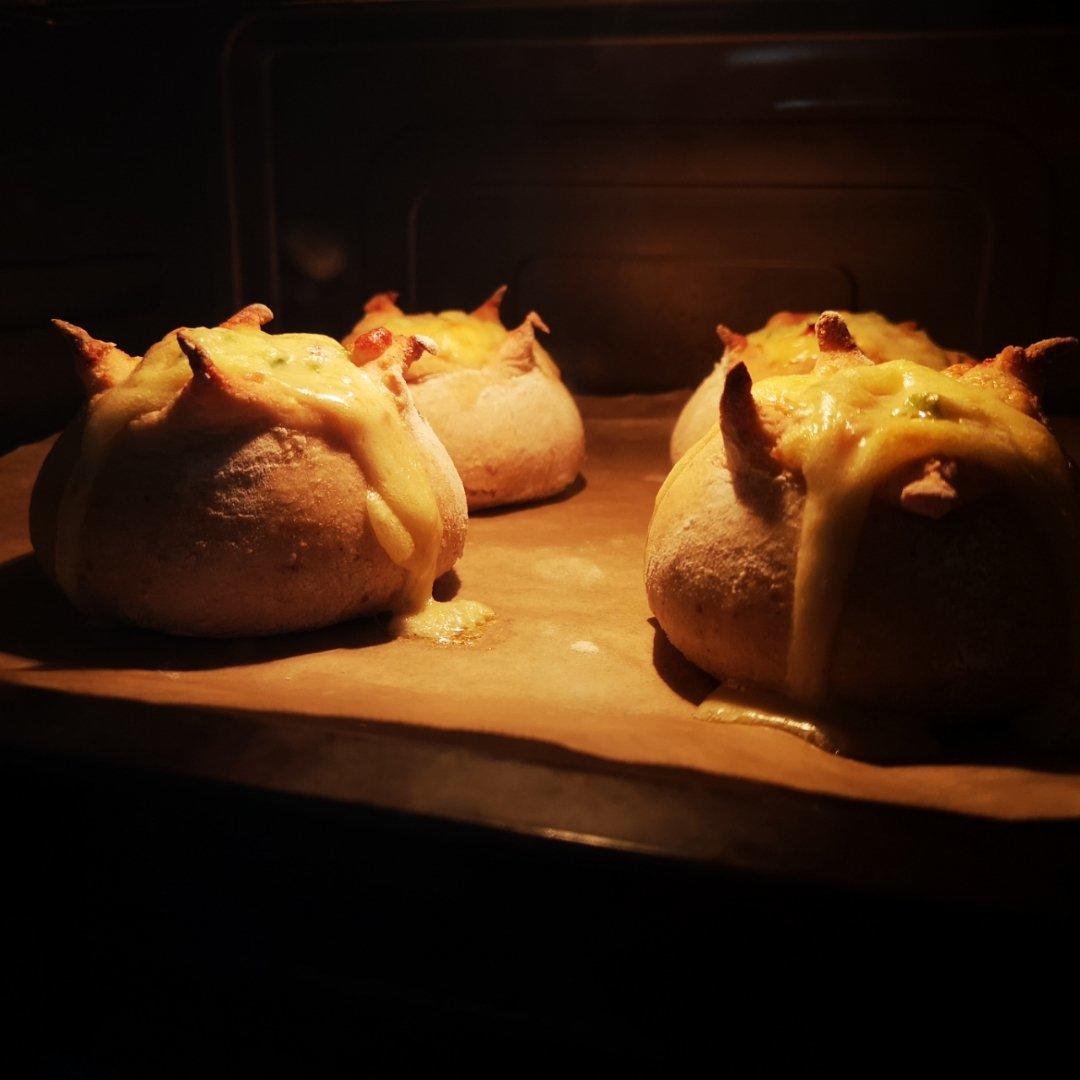 全麦芝士熔岩面包