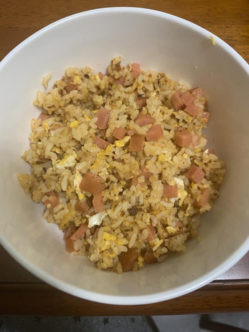 火腿蛋炒饭