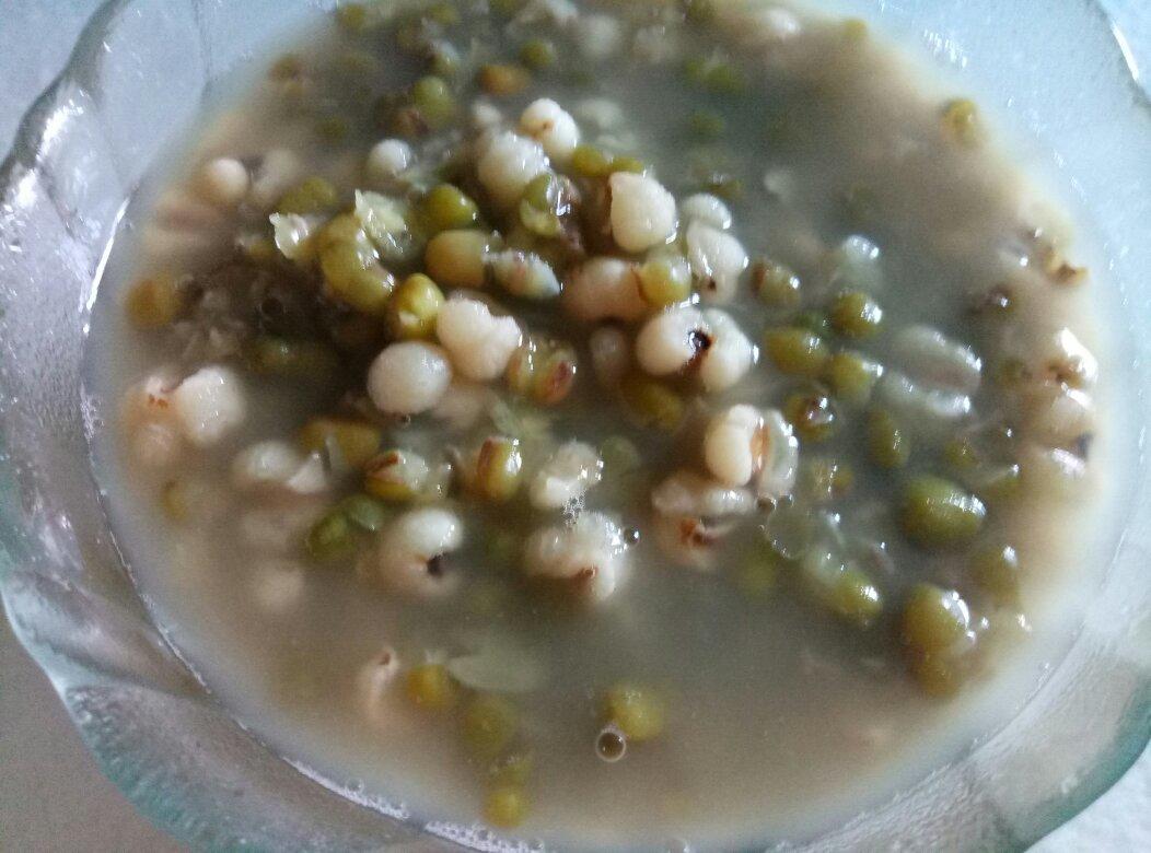 绿豆薏仁粥