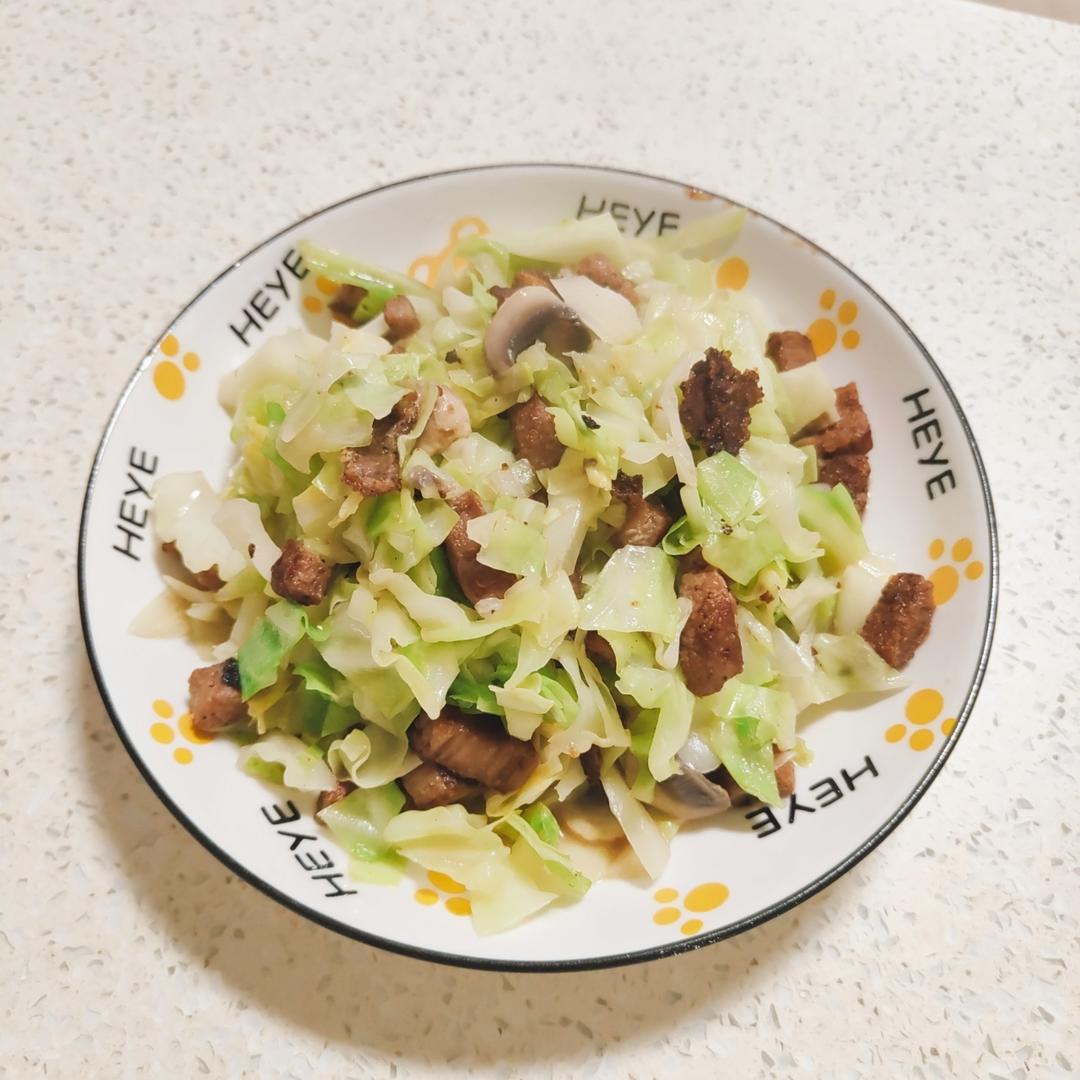 包菜牛排粒