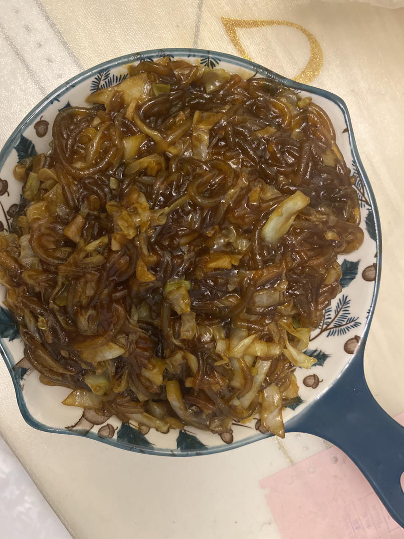最近爱吃粉丝粉条～包菜炒粉丝