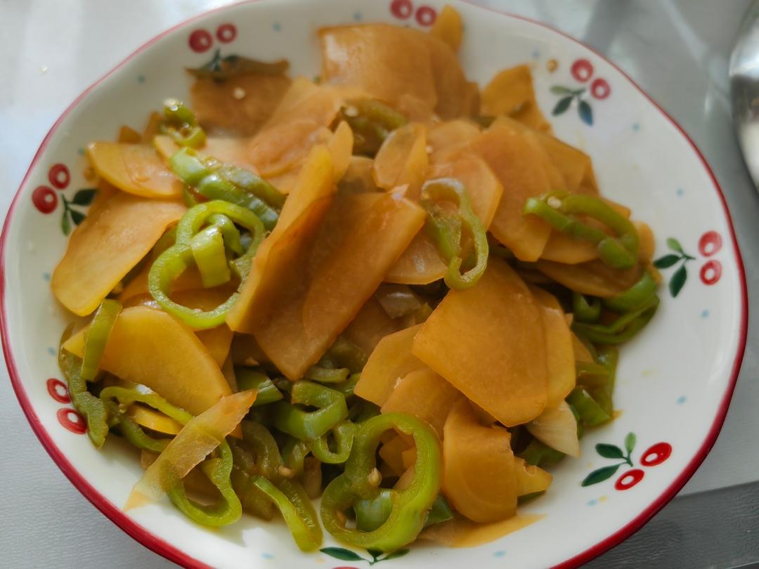 比肉都好吃的青椒炒土豆片😋简单又美味❗️