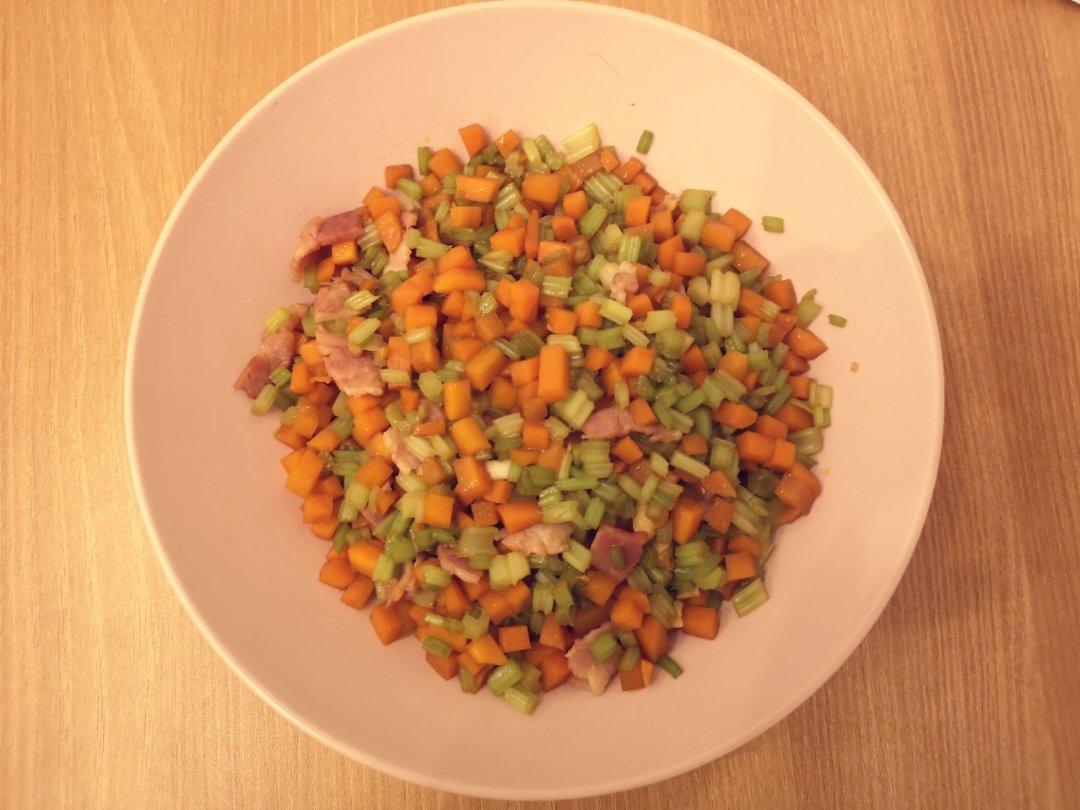 芹菜胡萝卜碎