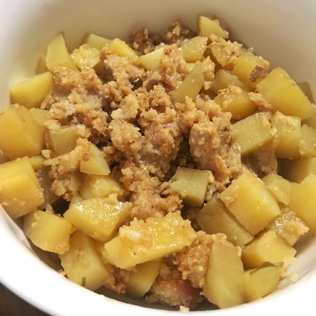 李子涵lydia做的土豆粉蒸肉