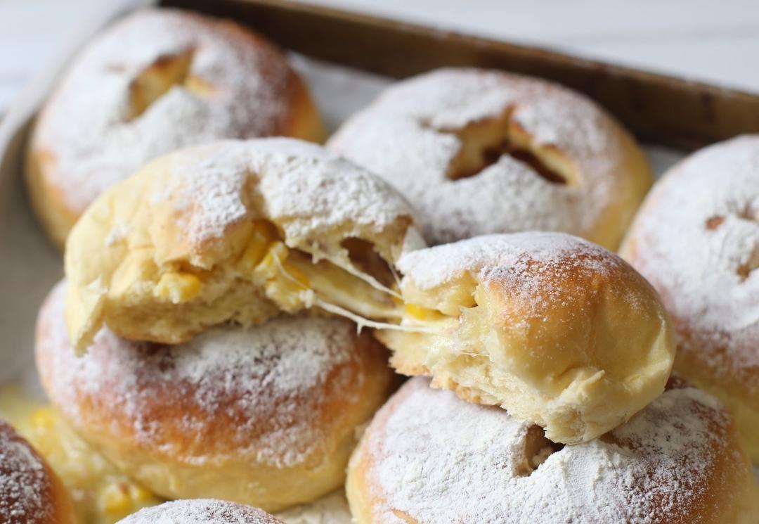 (超好吃的咸口面包）爆浆培根芝士面包