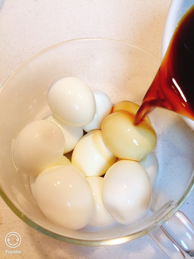 嫩嫩的卤蛋（附完美煮蛋剥蛋法）的做法 步骤9