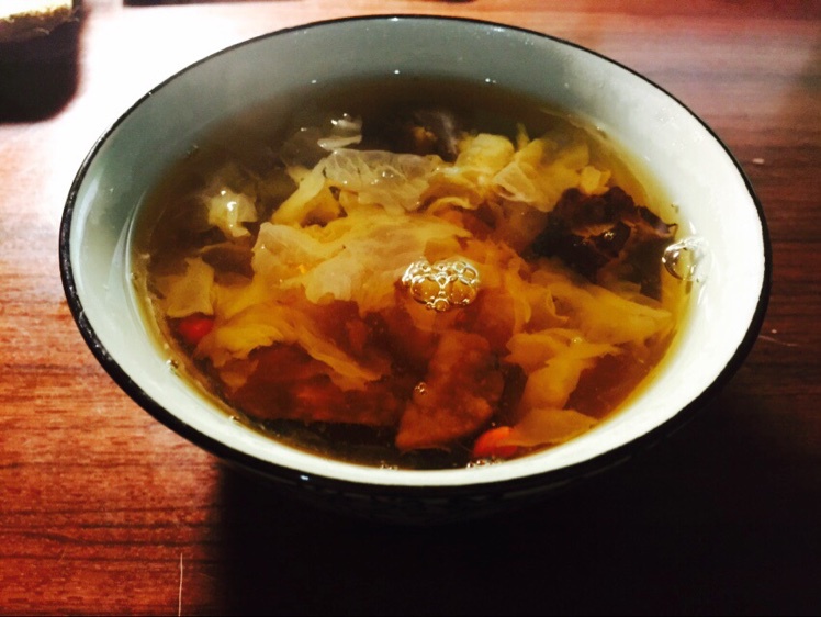 红枣银耳莲子羹