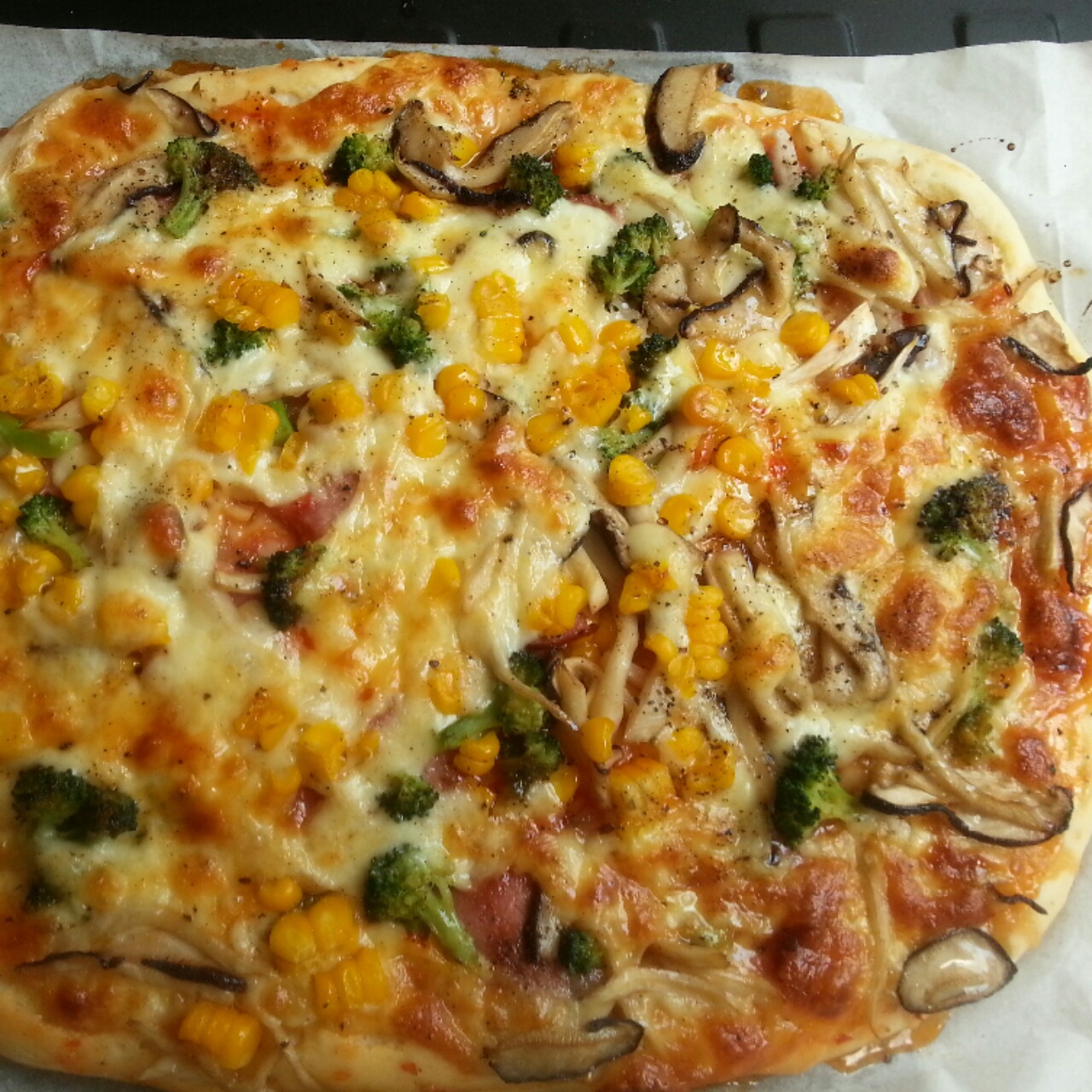 鲜虾培根薄披萨—海氏烤箱定制