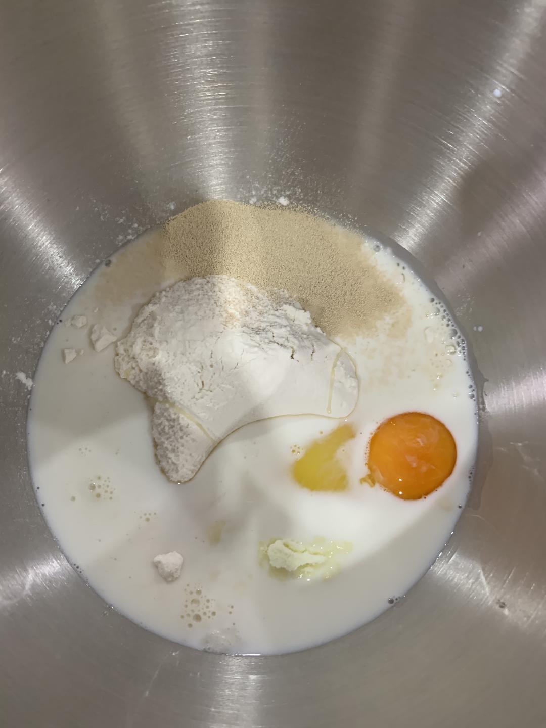 纯奶手撕吐司的做法 步骤1