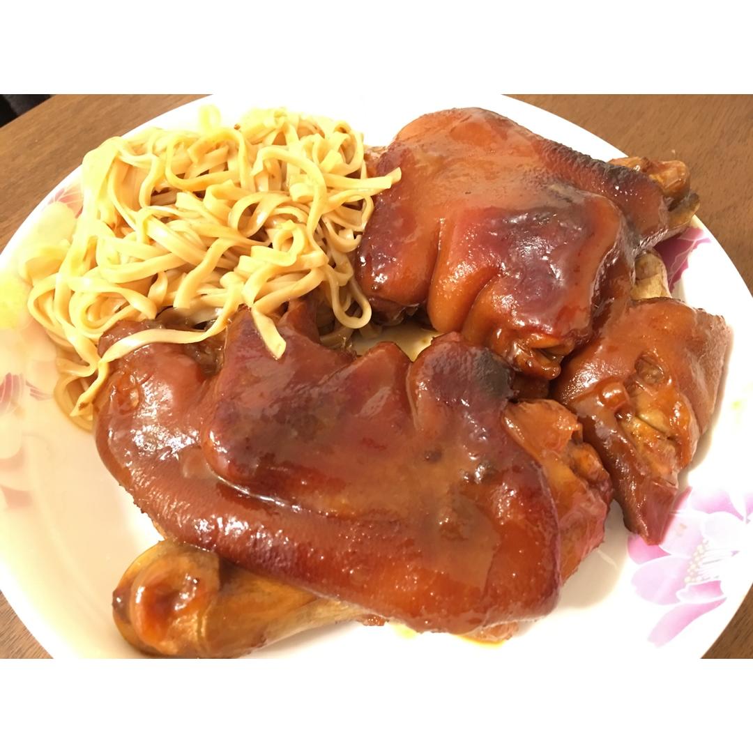 话梅焖猪蹄