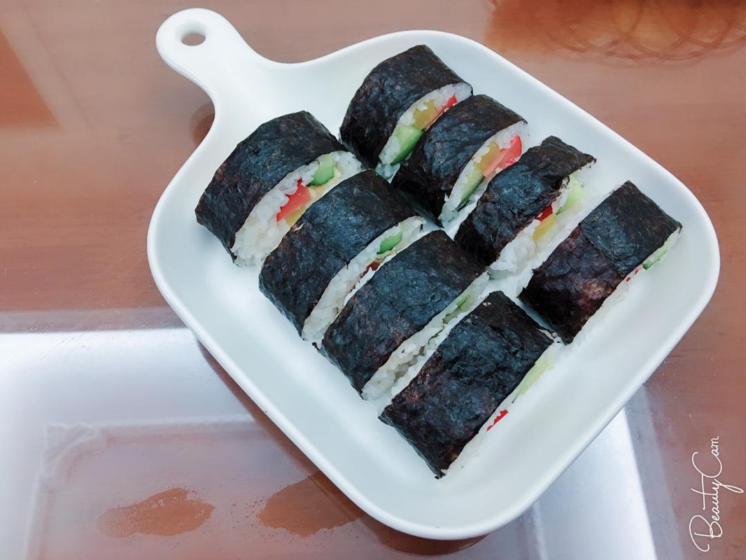 紫菜卷寿司