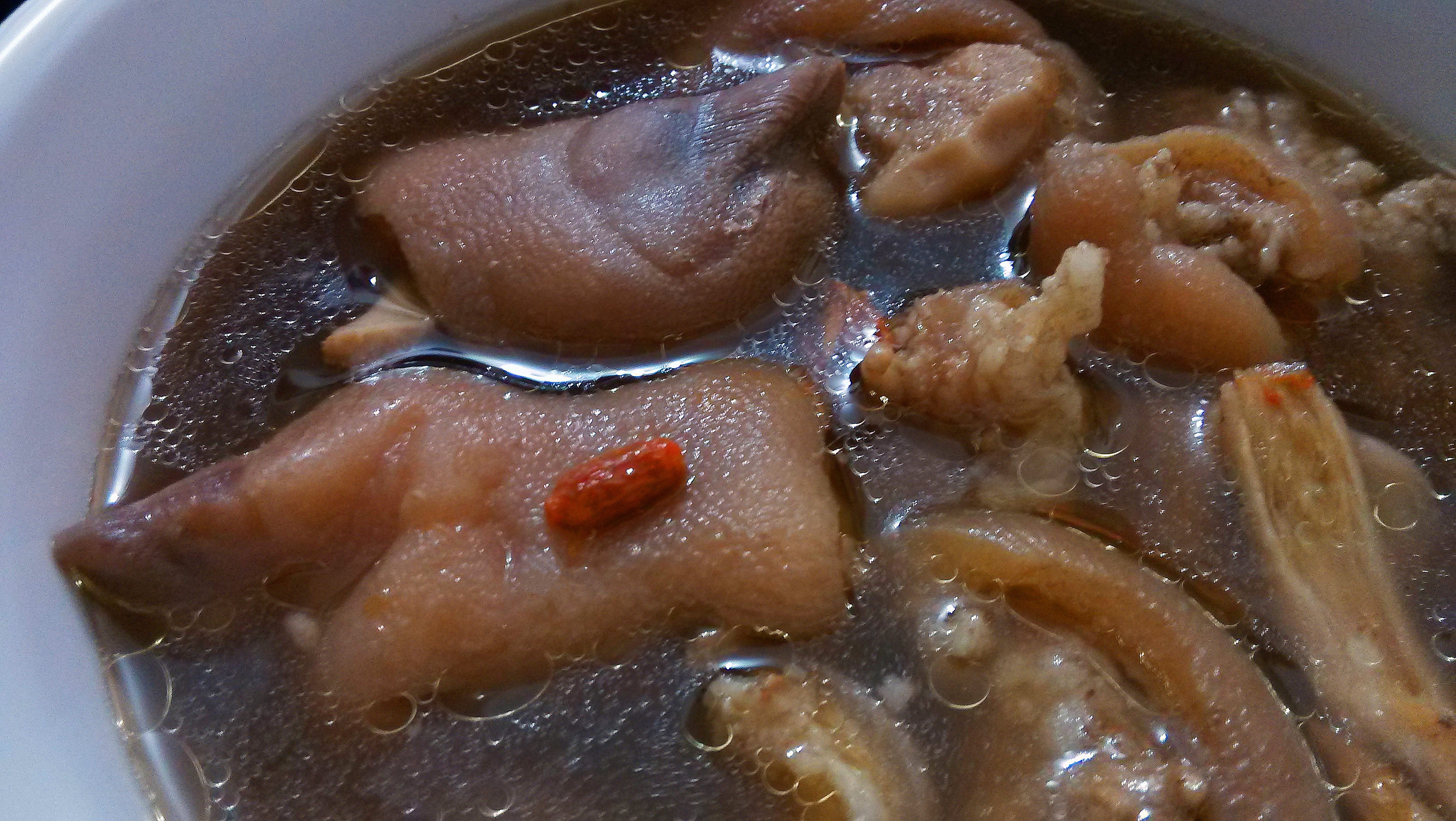 药膳炖猪蹄