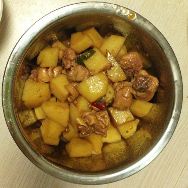 香辣土豆烧鸡块