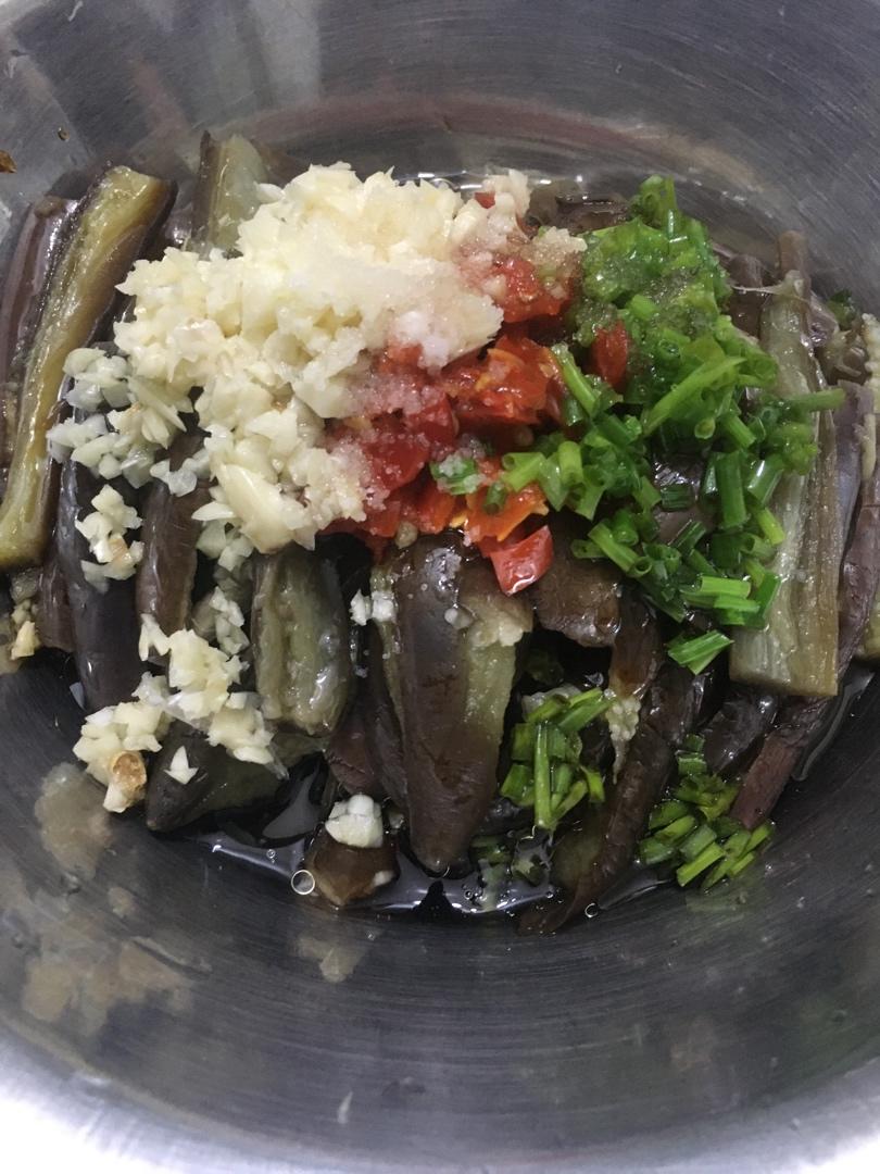 夏天必备可口菜-凉拌茄子🍆