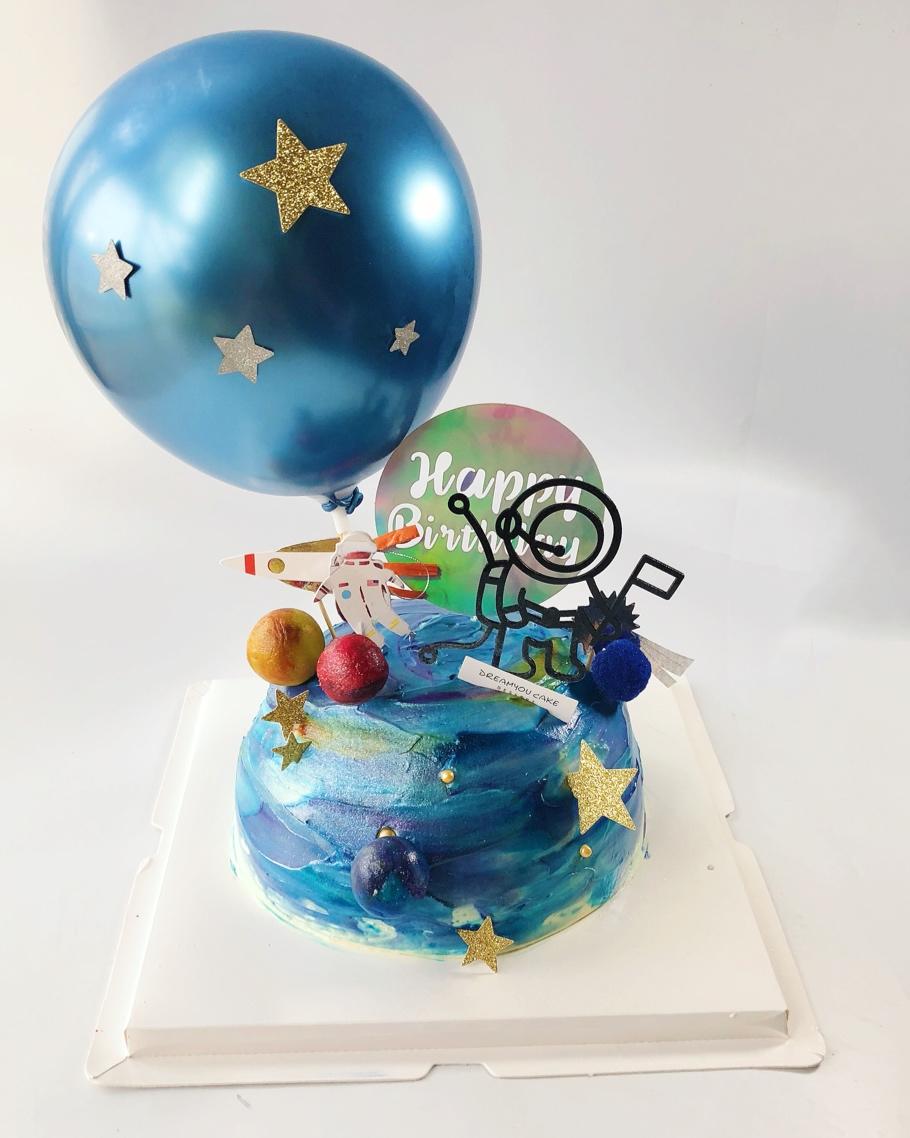 youyou攸做的星球蛋糕