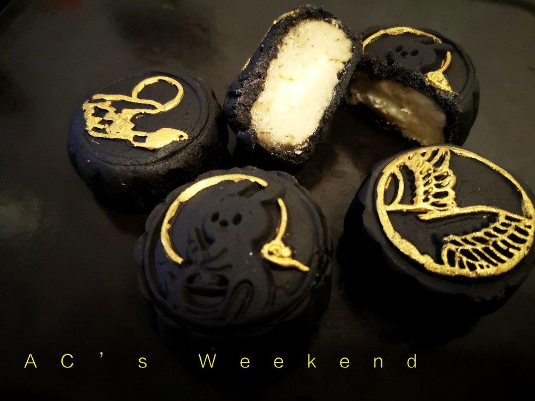 黑魔王月饼，爆浆流心黑月饼，桃山黑月饼，竹炭月饼，劣狐狐烘焙