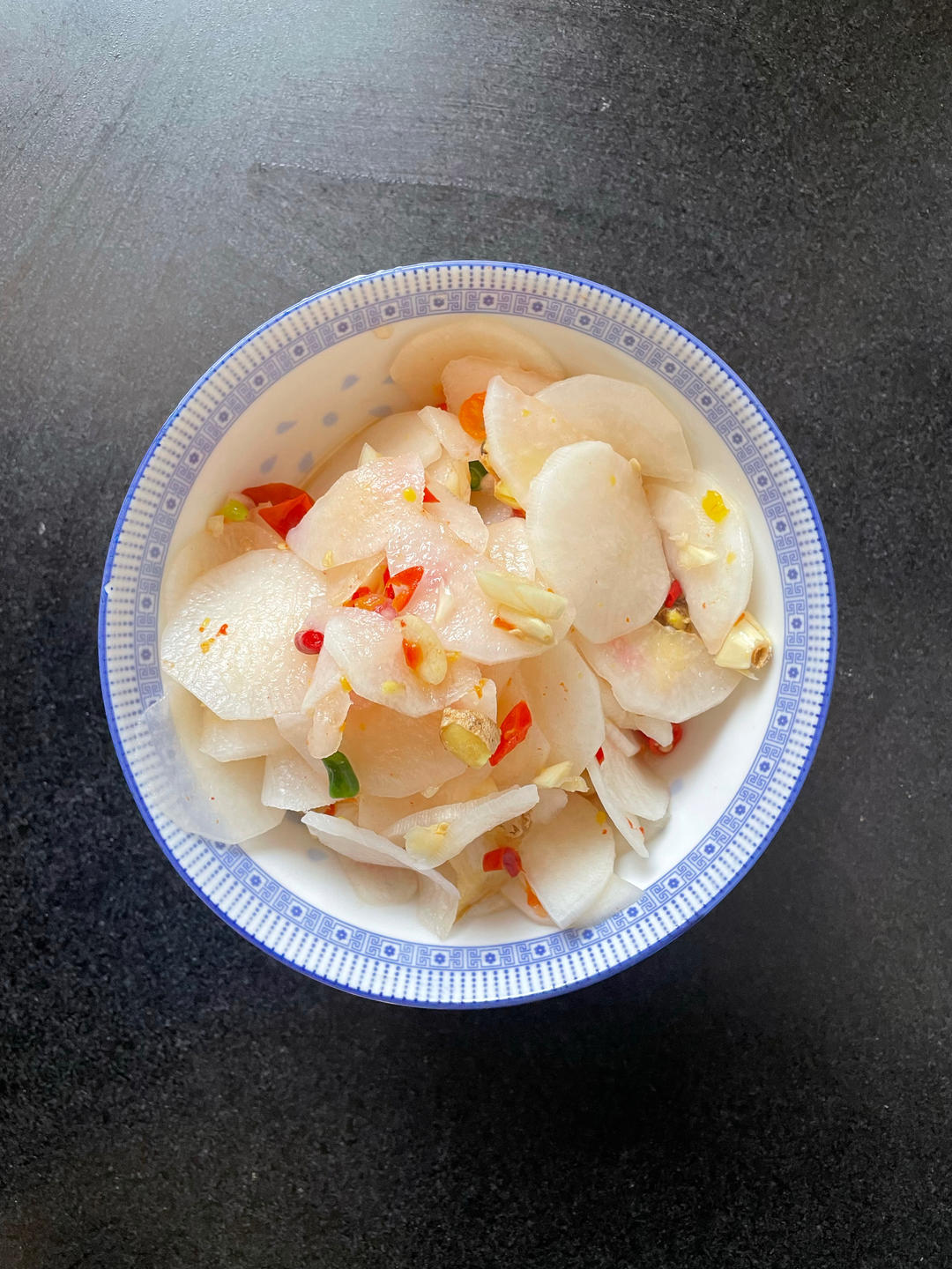 厨师长教你：“爽口萝卜片”的家常做法，天气炎热开胃下饭的良品！