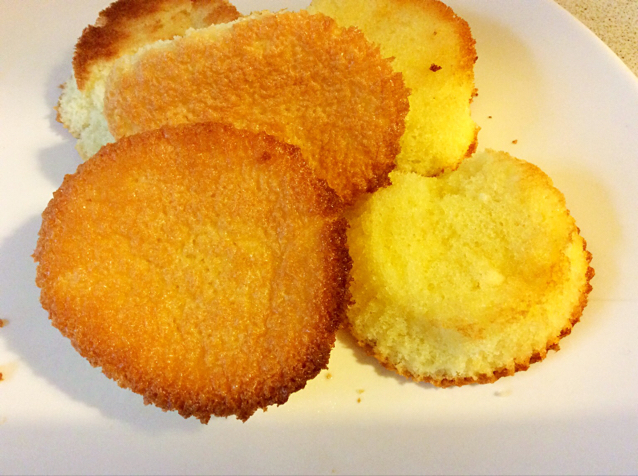 奶香迷你蛋糕仔