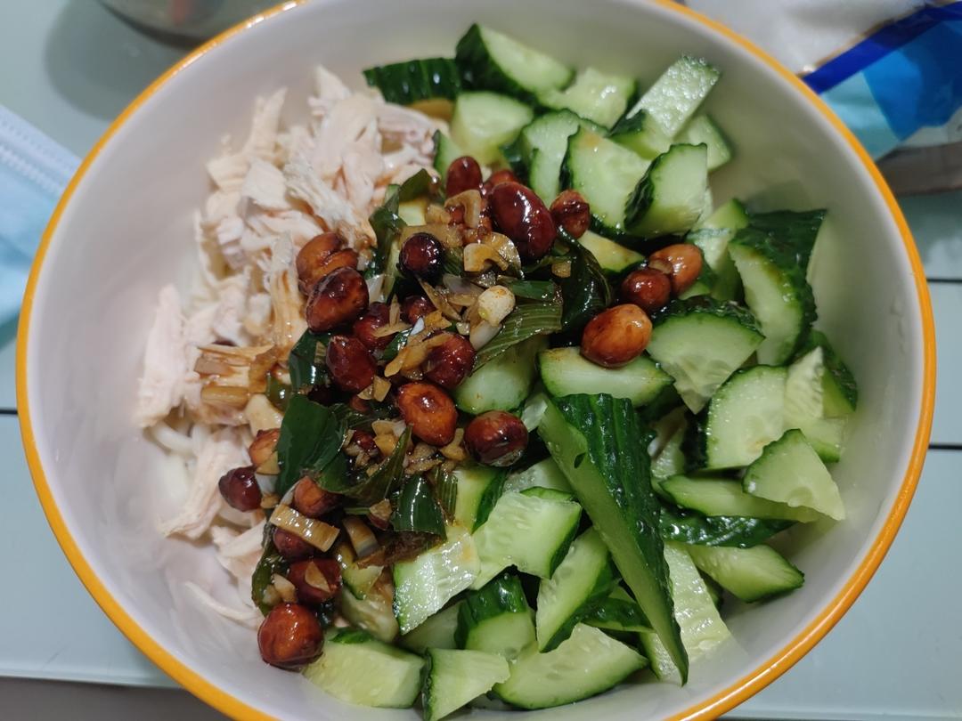 🥒鸡丝凉面