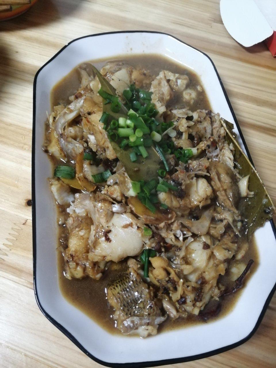 家常红烧鱼