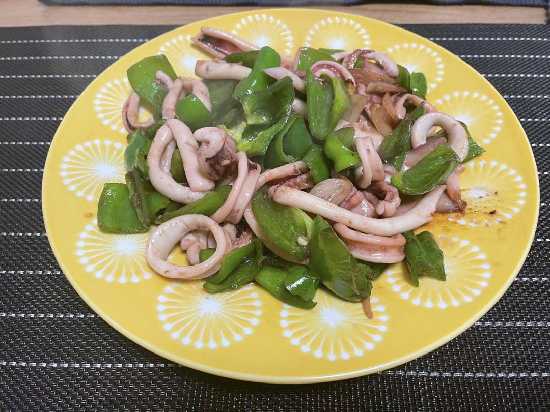 青椒炒鱿鱼