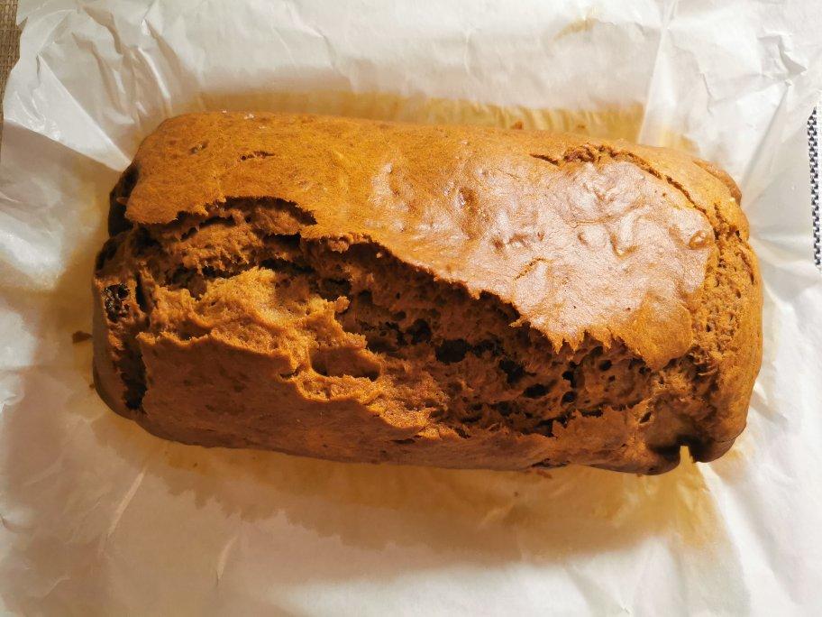 准备祖传的香蕉蓝莓玛芬蛋糕