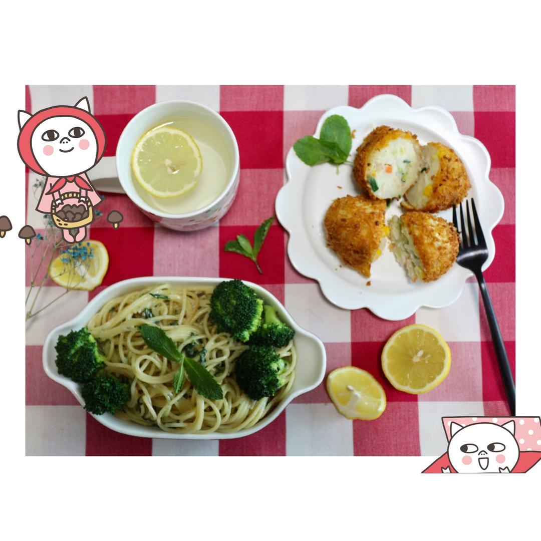 薄荷奶油意面（Spaghetti with Cream and Peppermint)