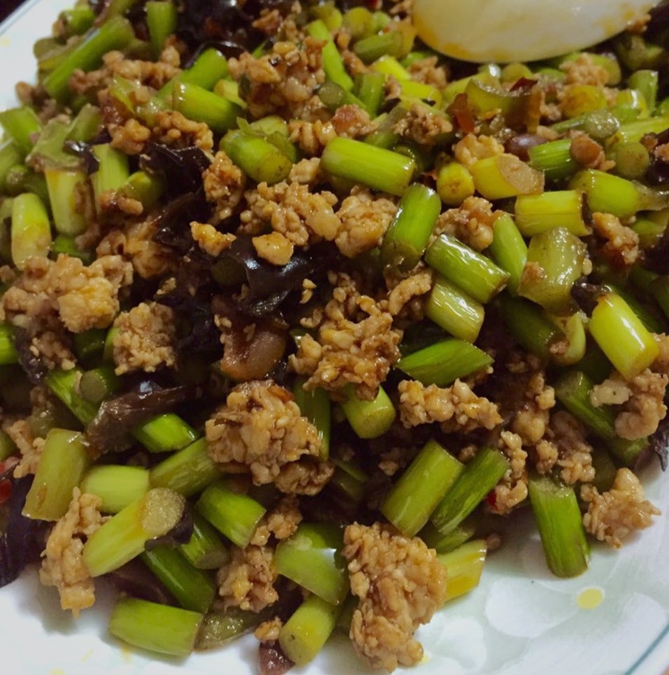 下饭菜～蒜苔肉末