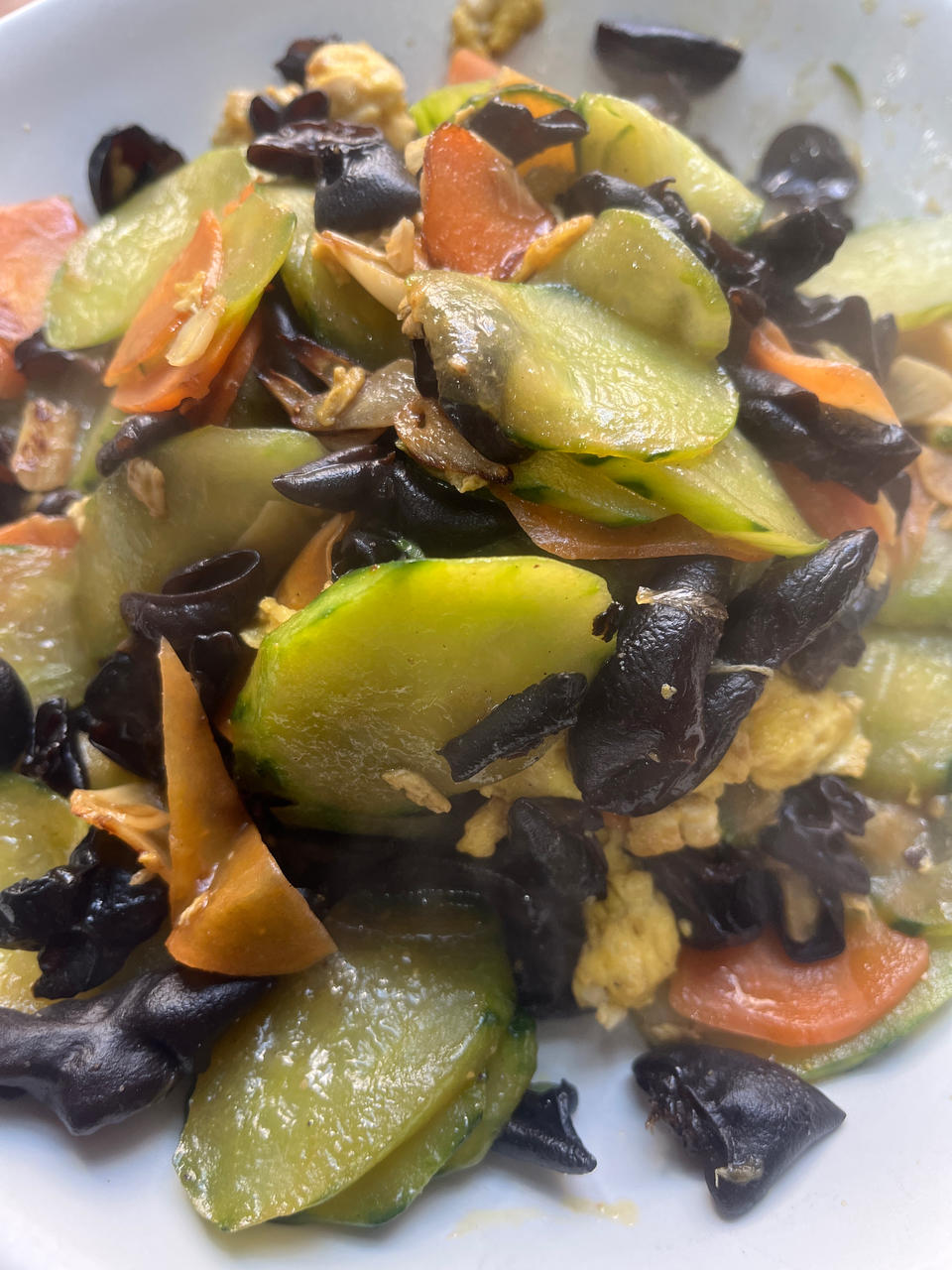 木须胡萝卜黄瓜木耳