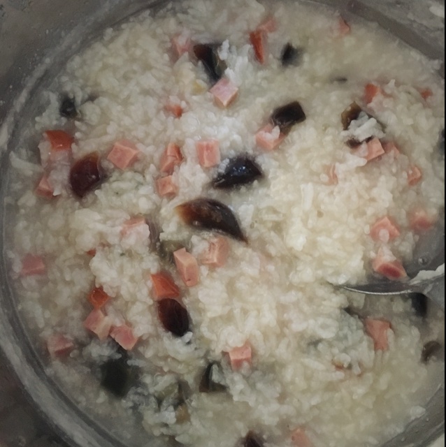 皮蛋瘦肉粥