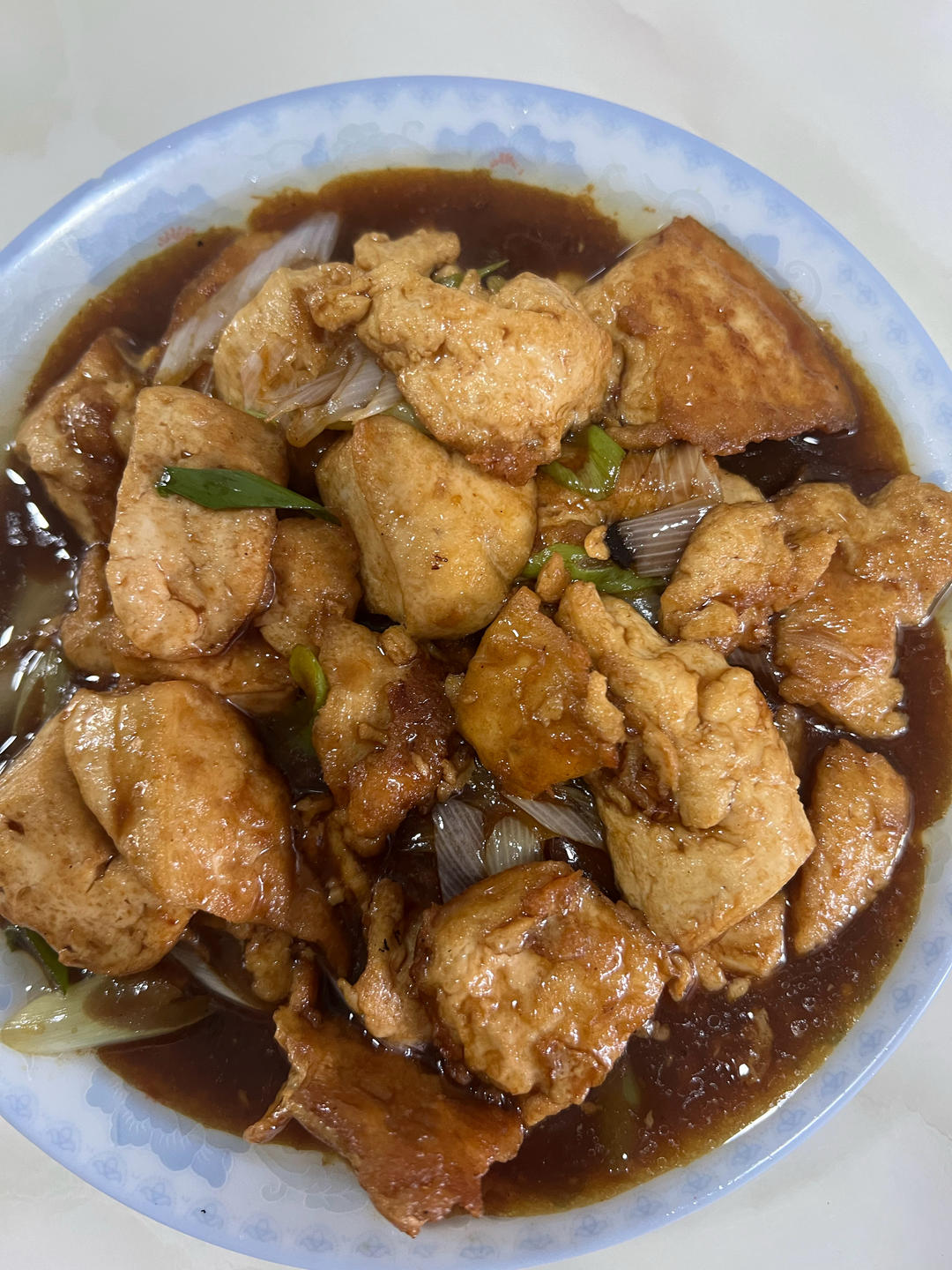 做法简单用料少，超级下饭的葱烧豆腐
