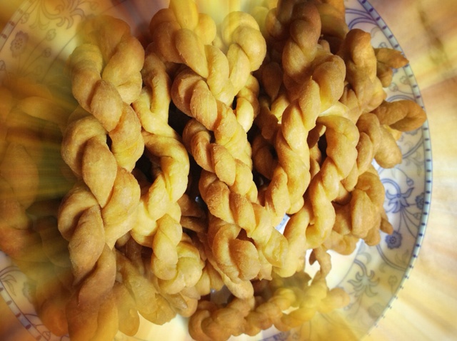 鸡蛋小麻花