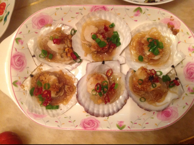 蒜蓉粉丝蒸扇贝