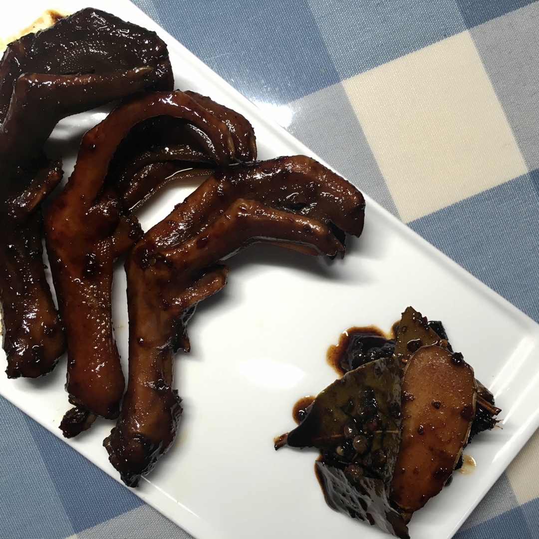 周黑鸭味～～～鸭翅 鸭爪