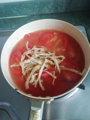 杭沪结合家常番茄蛋汤的做法 步骤3