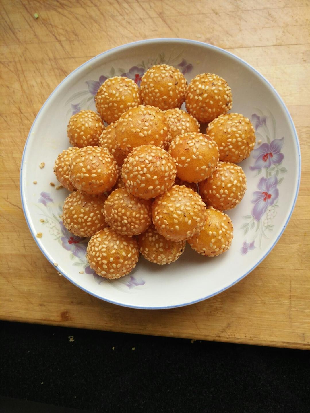 黄金球之一（南瓜芝麻球）