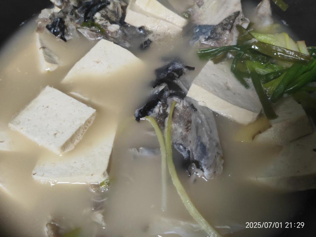 鱼头豆腐汤