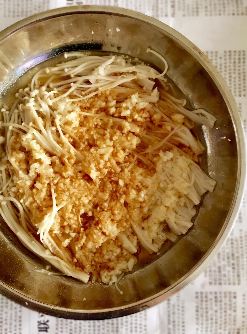 蒜蓉蒸金针菇