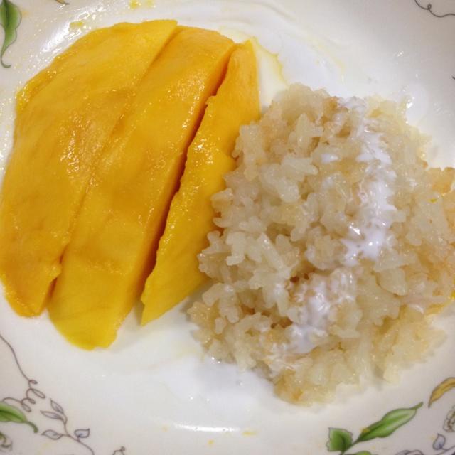 泰国地道甜品——芒果糯米饭