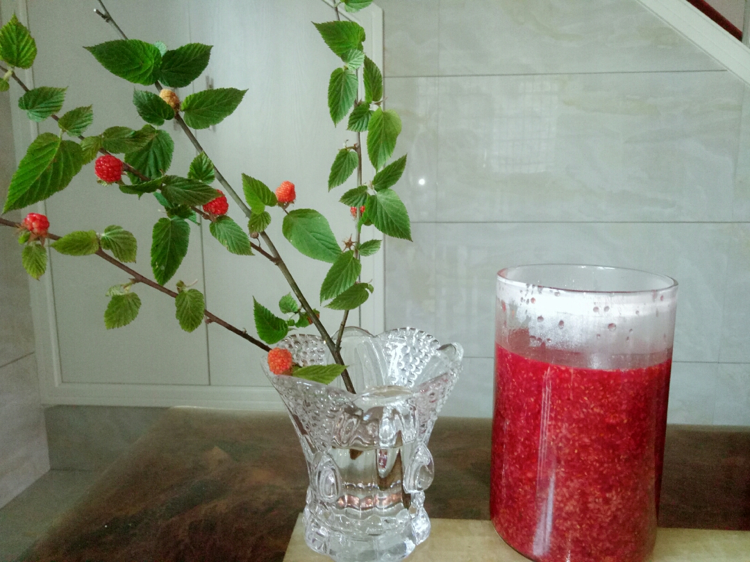 野生树莓酱的做法