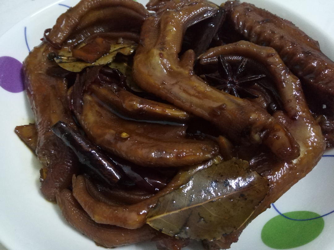 卤鸭掌不好吃你打我